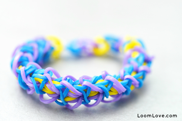 sweetheart-rainbow-loom-bracelet